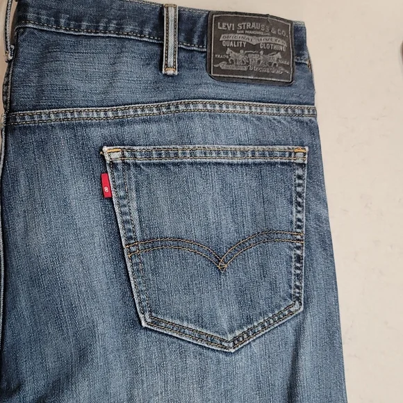 Levi 569 jeans  worn 40W 30L Faded Blue - Picture 2 of 5